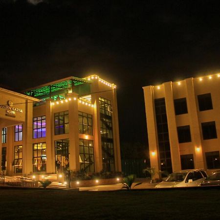 Golden Castle Hotel Hoima Екстер'єр фото